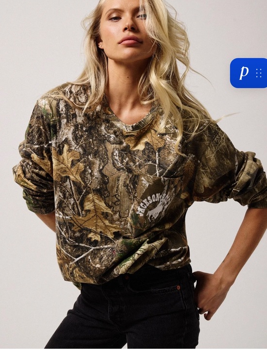 Tops - Diamond Cross Ranch camo long sleeve shirt